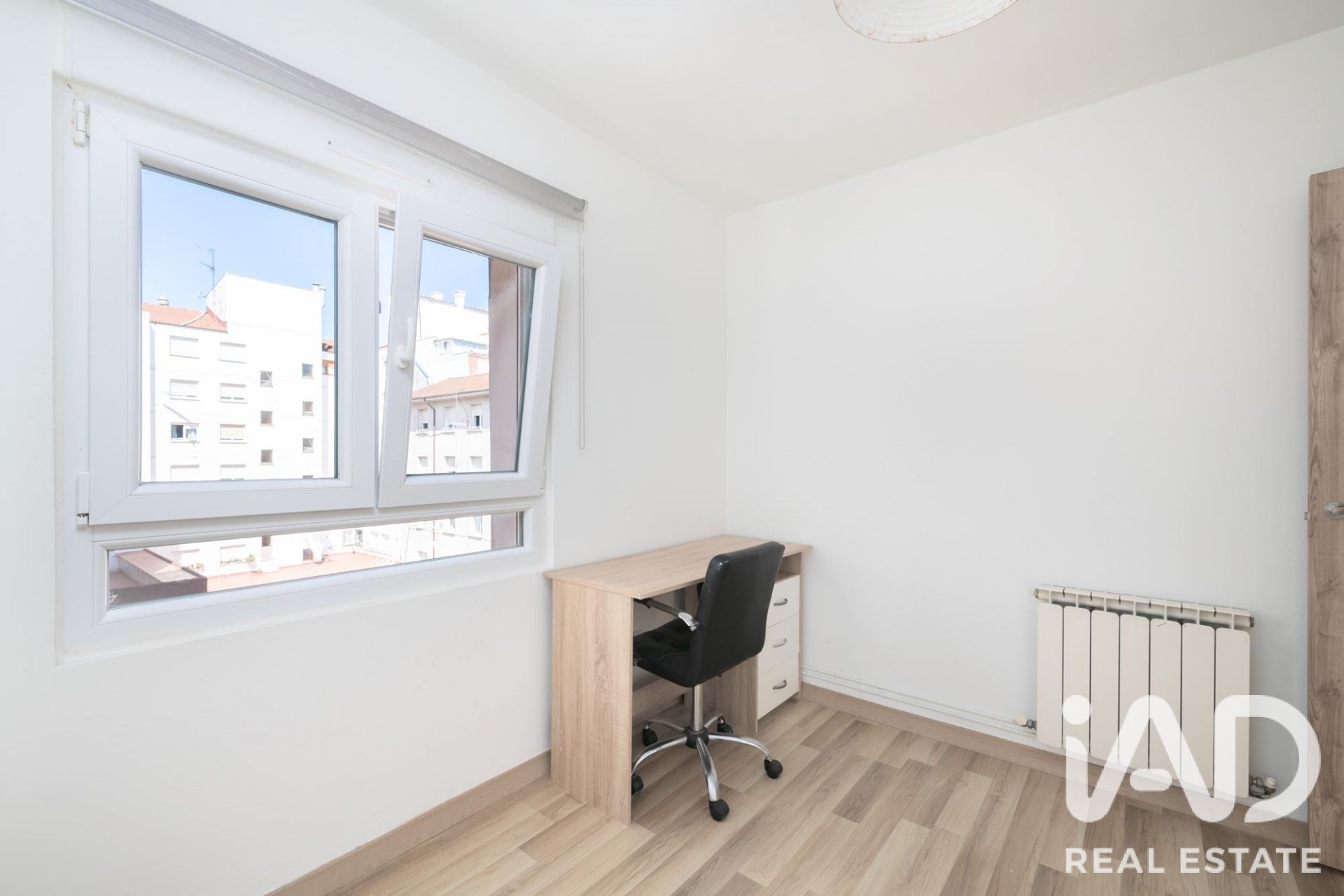 Huoneisto Gijon, Asturias, Espanja 2 makuuhuonetta, 79 m2 No. 194416