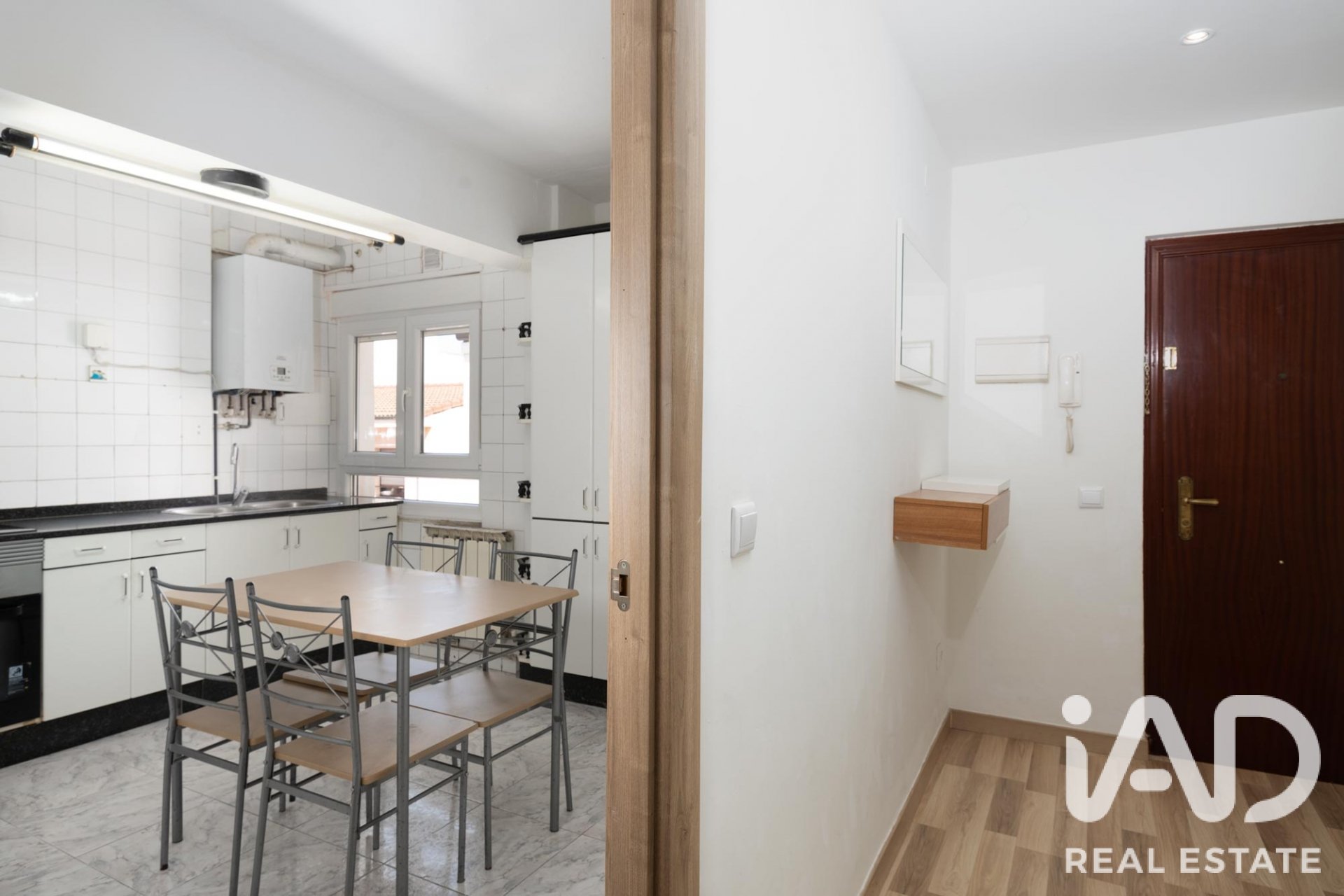 Huoneisto Gijon, Asturias, Espanja 2 makuuhuonetta, 79 m2 No. 194416