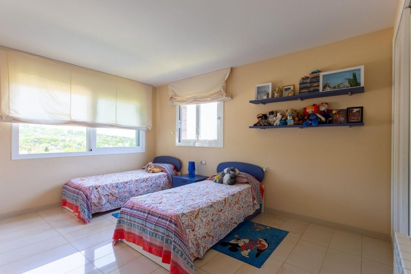 Talo Sant Andreu de Llavaneres, Barcelona, Espanja 7 makuuhuonetta, 784 m2 No. 160777