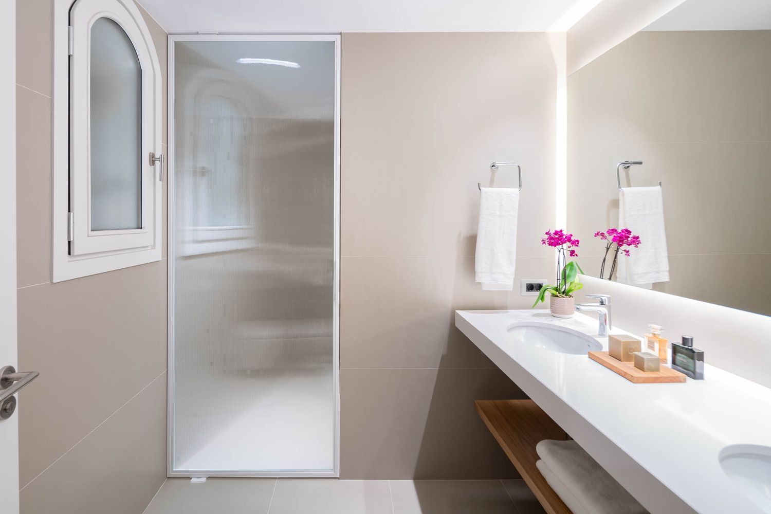 Apartment in Barcelona, Spain 3 bedrooms, 187 sq.m. No. 160776