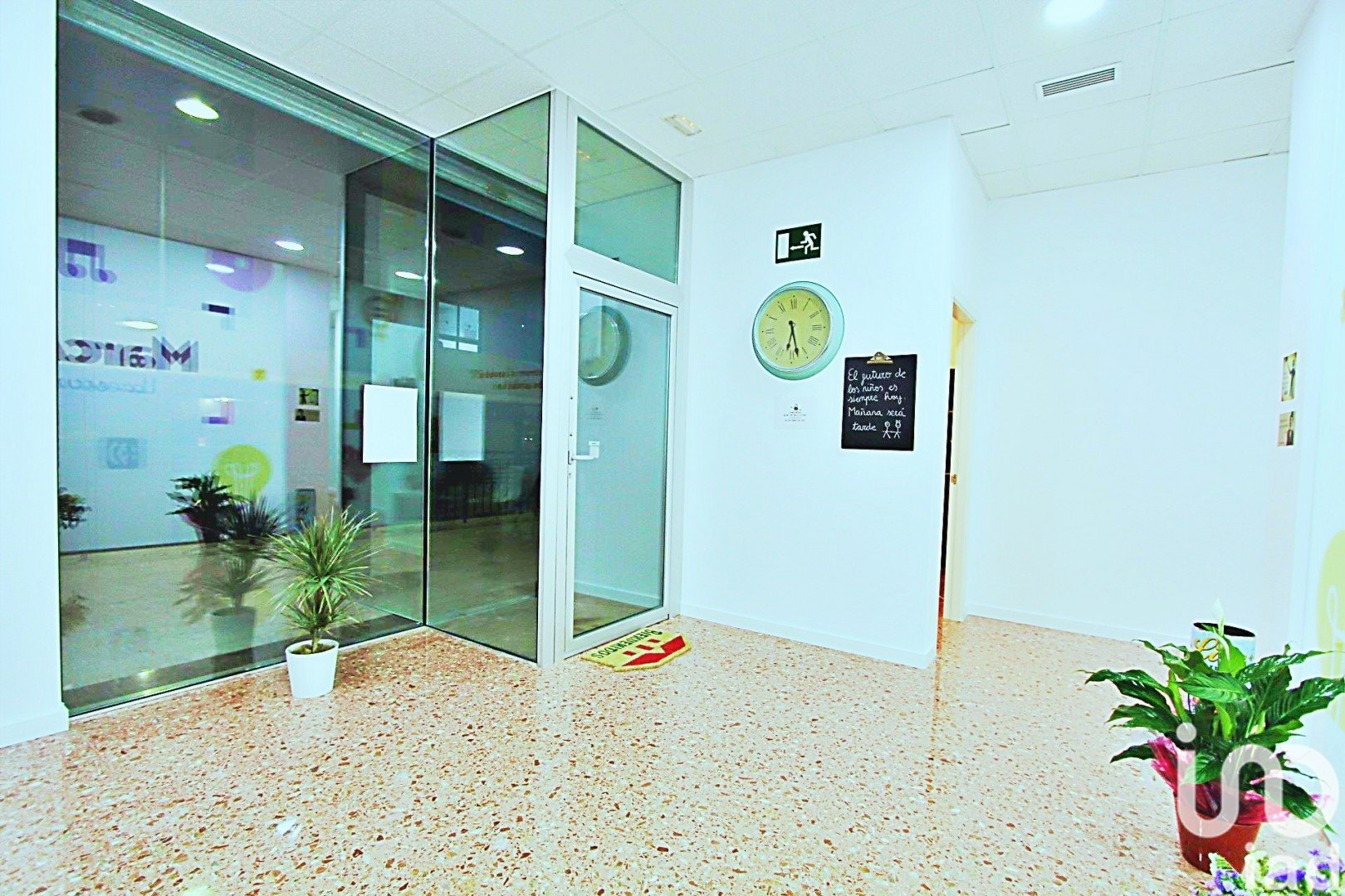 Commercial property in Ibi, Alicante, Spain 3 bedrooms, 125 sq.m. No. 185943