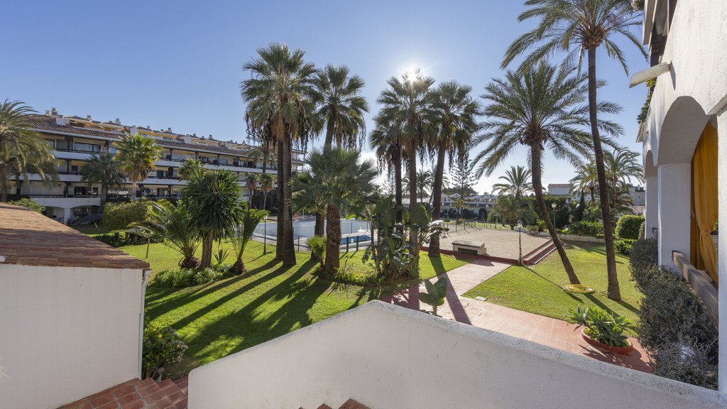 Apartamento en Marbella, Málaga, España 2 dormitorios, 82.16 m2 No. 182082