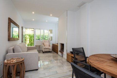 Apartamento en Marbella, Málaga, España 2 dormitorios, 82.16 m2 No. 182082