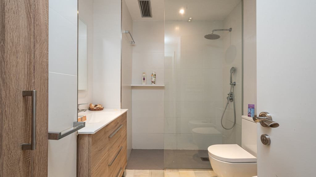 Apartamento en Marbella, Málaga, España 2 dormitorios, 82.16 m2 No. 182082