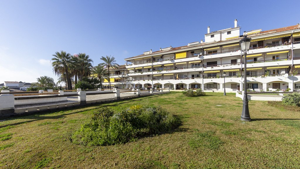 Apartamento en Marbella, Málaga, España 2 dormitorios, 82.16 m2 No. 182082