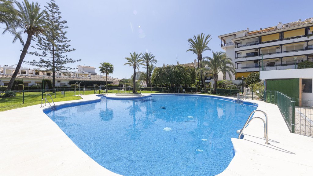 Apartamento en Marbella, Málaga, España 2 dormitorios, 82.16 m2 No. 182082