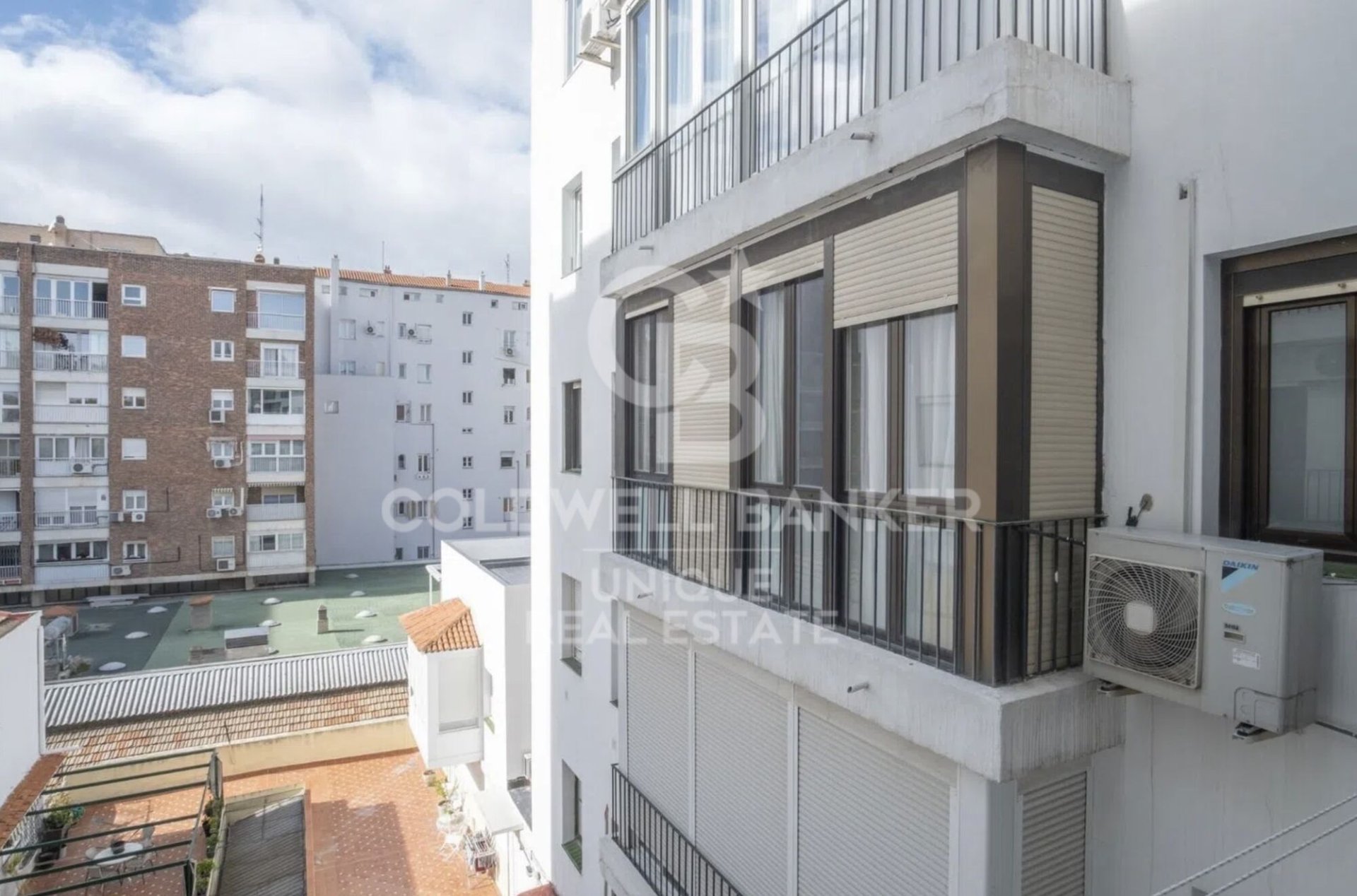 Apartment à Madrid, Espagne 3 chambres, 220 m2 No. 179048