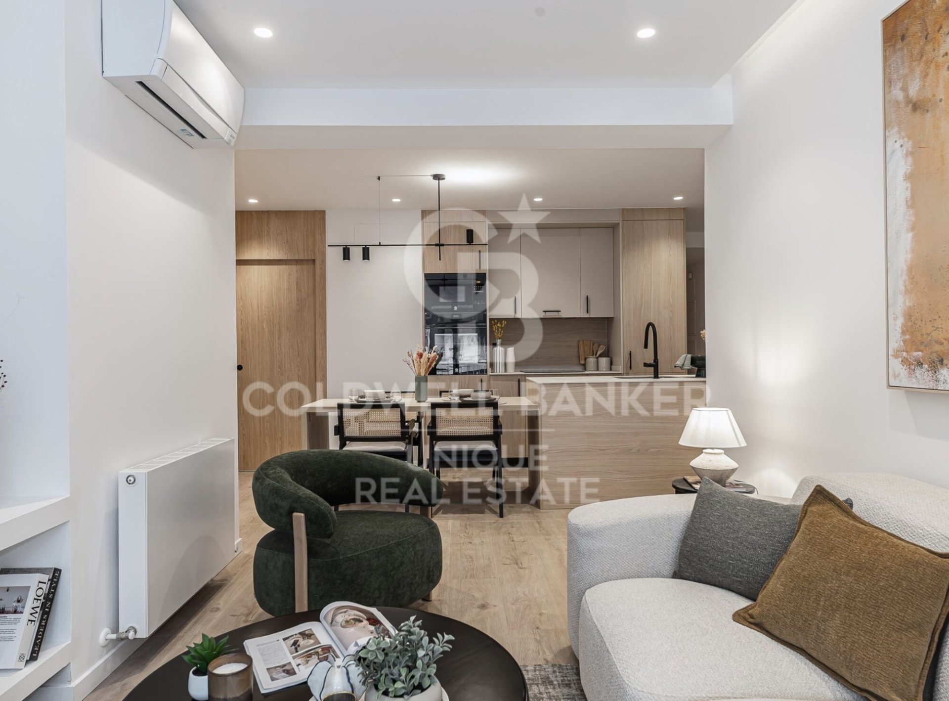 Apartment à Madrid, Espagne 3 chambres, 103 m2 No. 179049