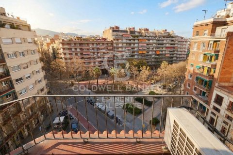 Penthauss Barcelona, Spānijā 2 istabas, 64 m2 Nr. 179053