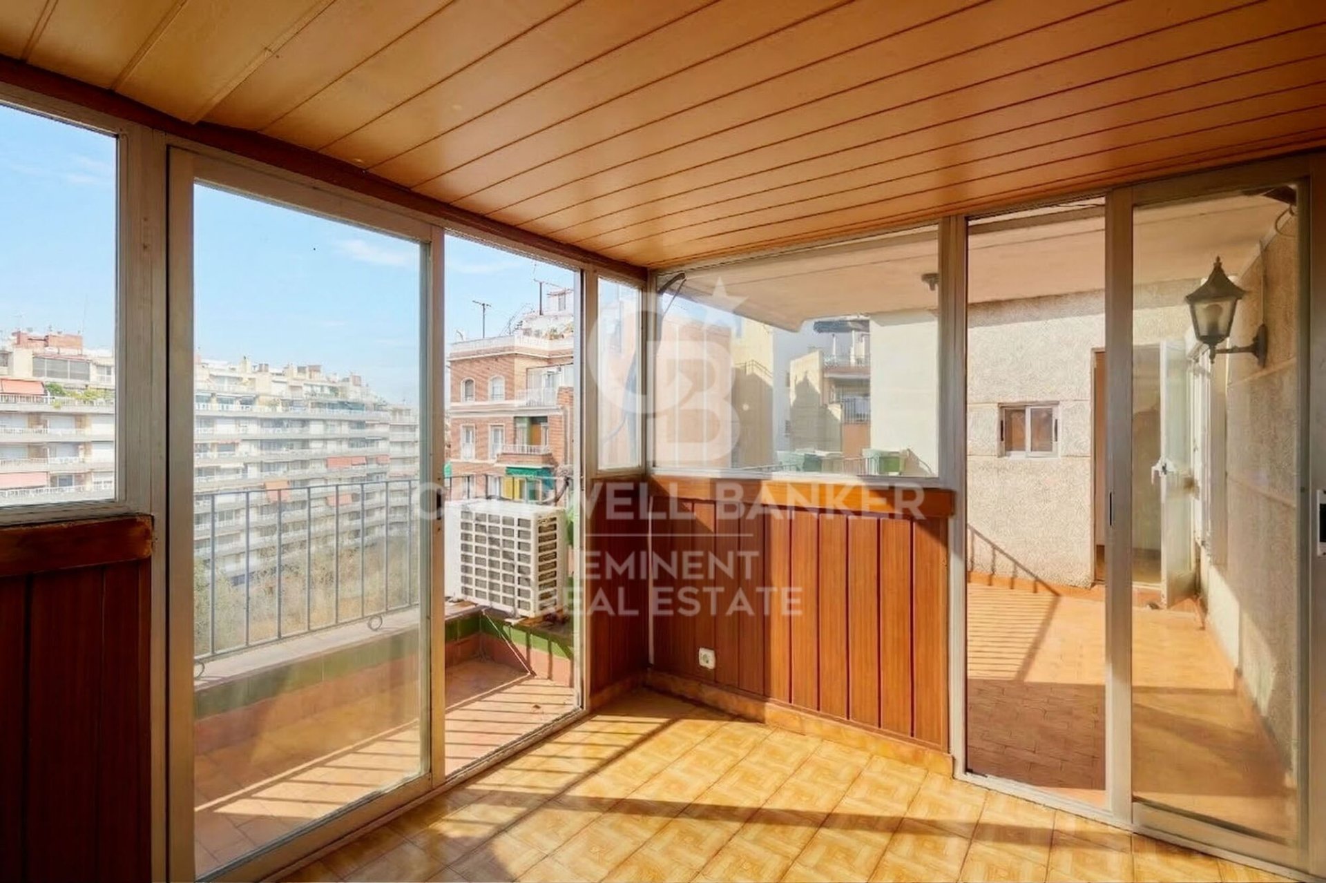 Penthäuser in Barcelona, Spanien 2 Schlafzimmer, 64 m2 Nr. 179053