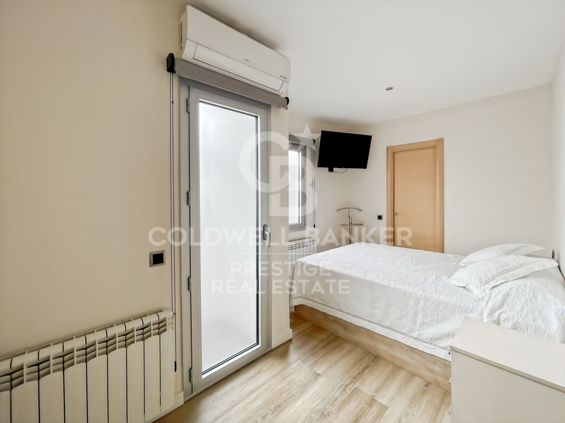Penthauss Barcelona, Spānijā 1 istaba, 64 m2 Nr. 179052