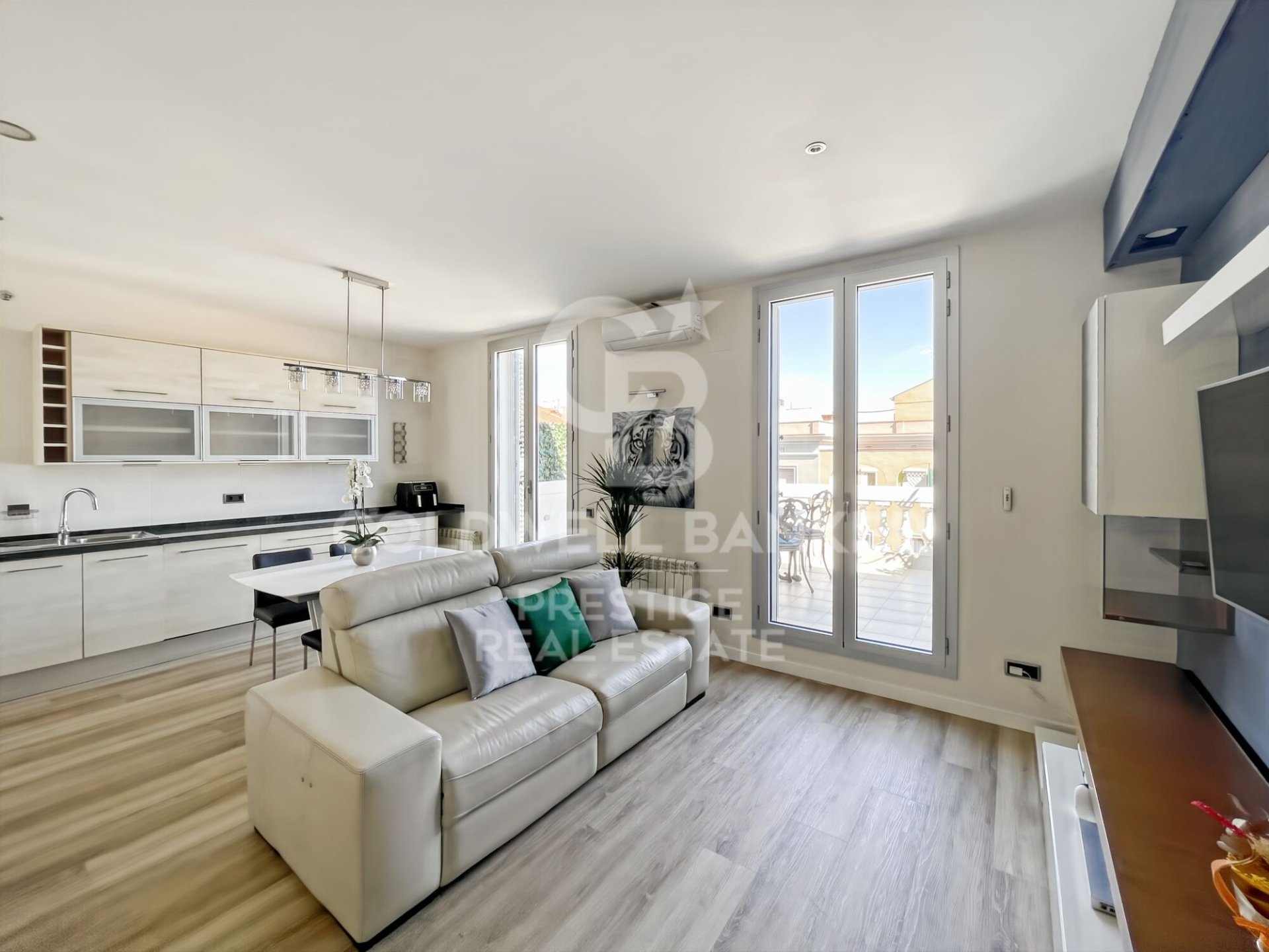 Penthauss Barcelona, Spānijā 1 istaba, 64 m2 Nr. 179052