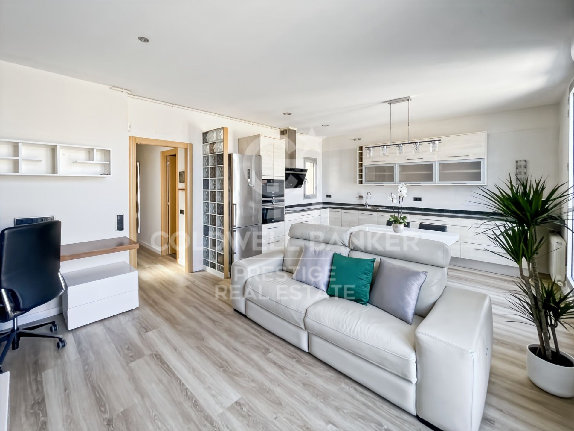 Penthauss Barcelona, Spānijā 1 istaba, 64 m2 Nr. 179052