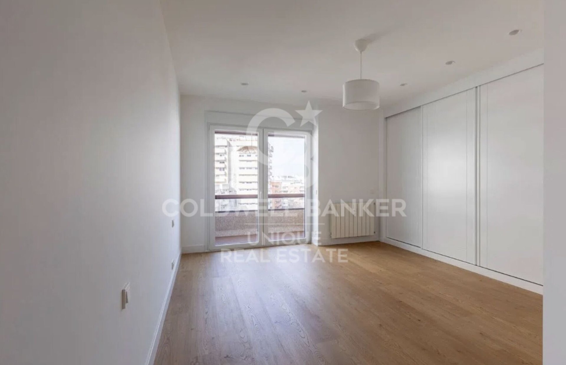 Wohnung in Madrid, Spanien 4 Schlafzimmer, 253 m2 Nr. 179051