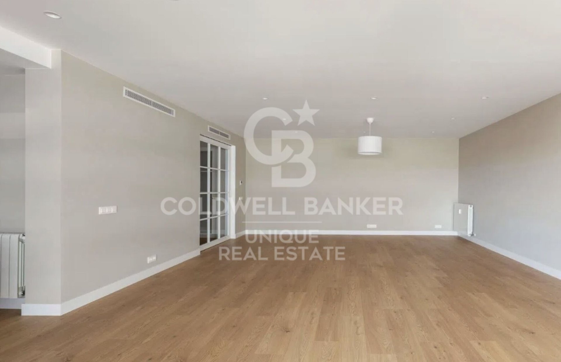 Wohnung in Madrid, Spanien 4 Schlafzimmer, 253 m2 Nr. 179051