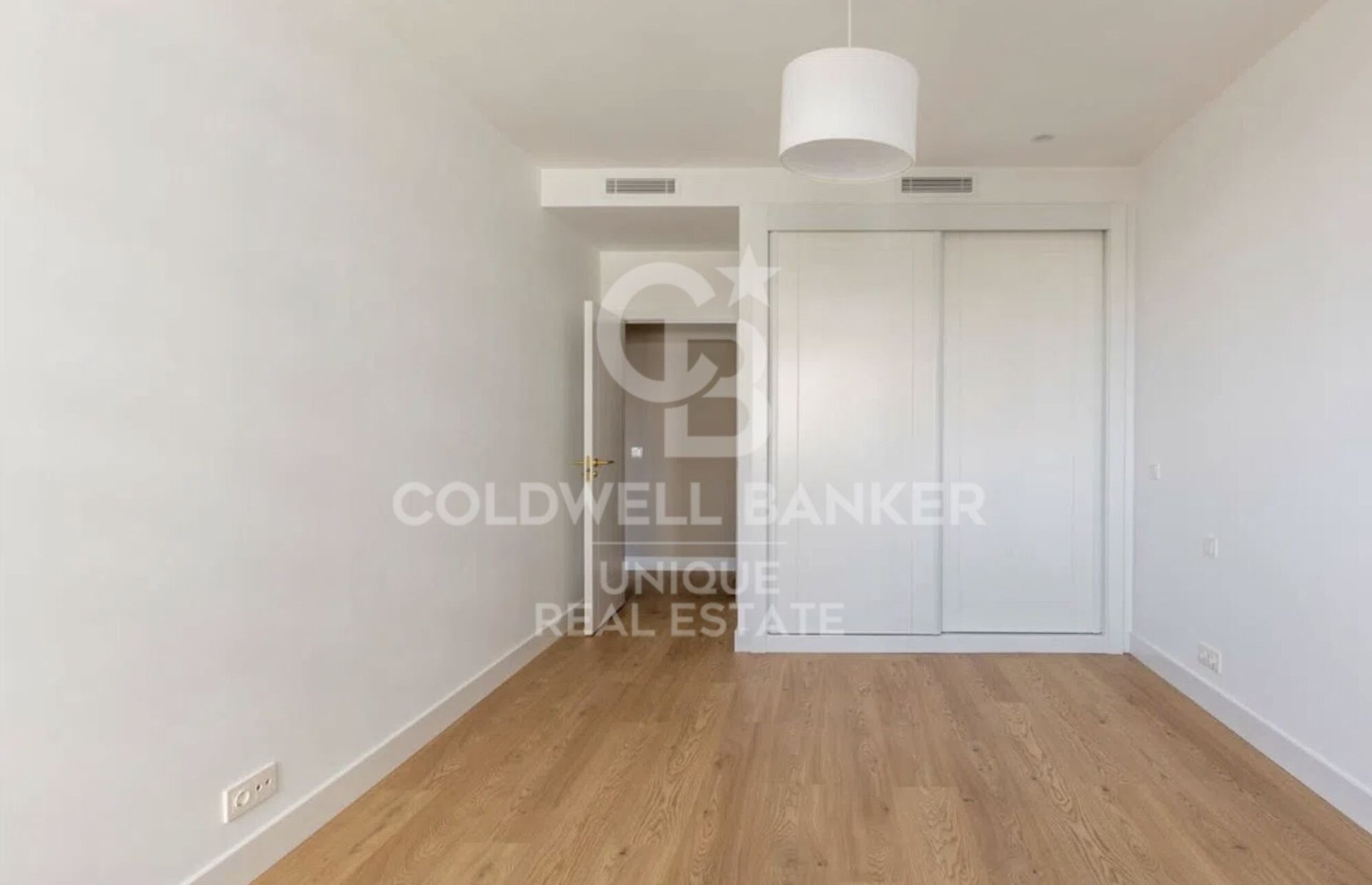 Wohnung in Madrid, Spanien 4 Schlafzimmer, 253 m2 Nr. 179051