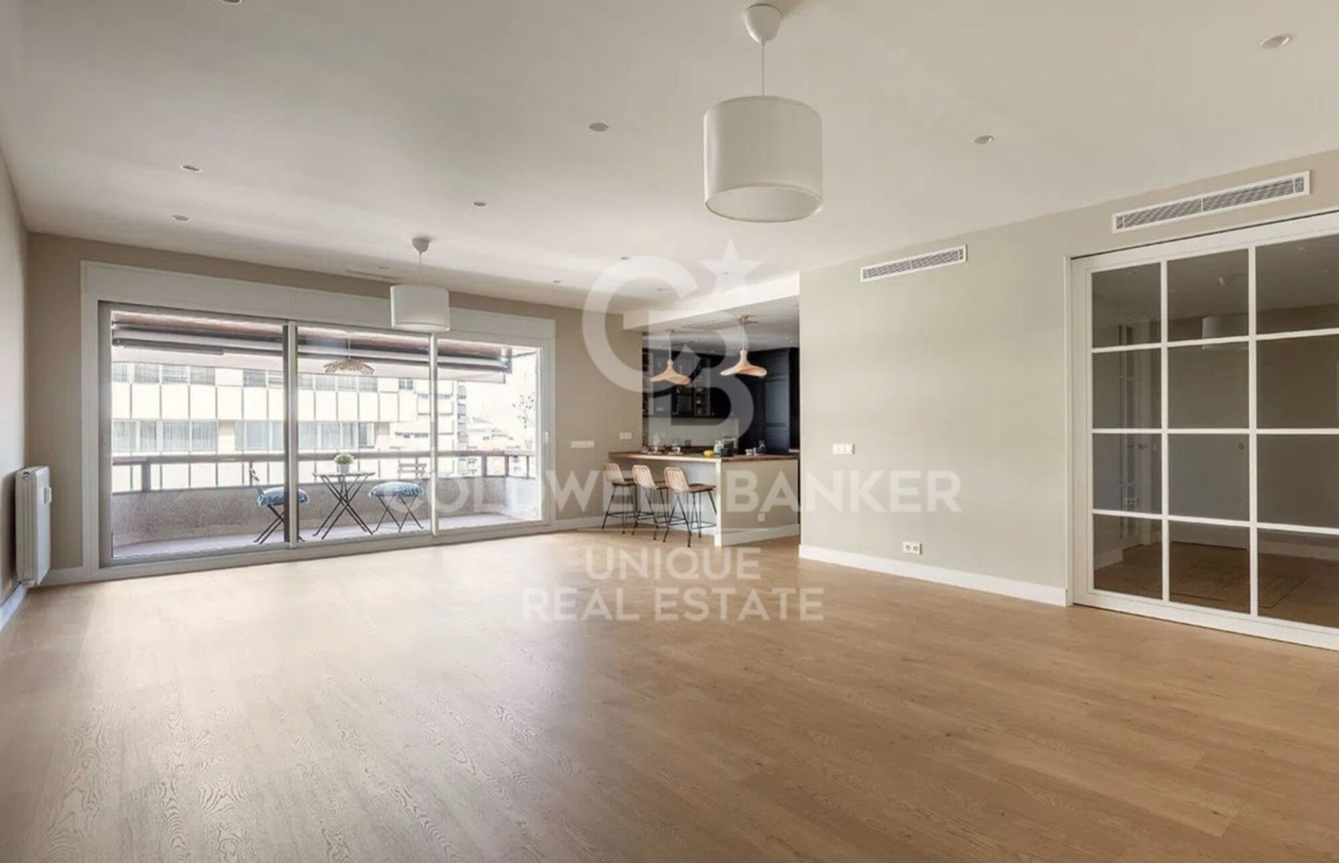 Wohnung in Madrid, Spanien 4 Schlafzimmer, 253 m2 Nr. 179051