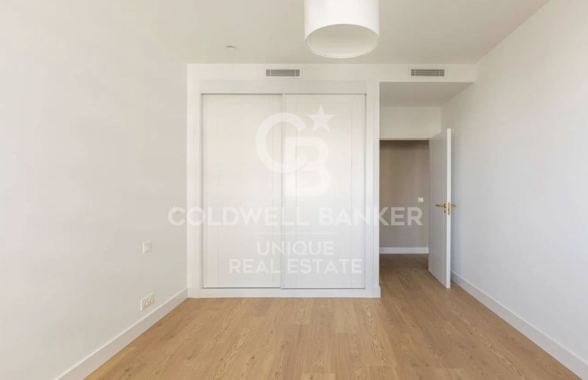 Wohnung in Madrid, Spanien 4 Schlafzimmer, 253 m2 Nr. 179051