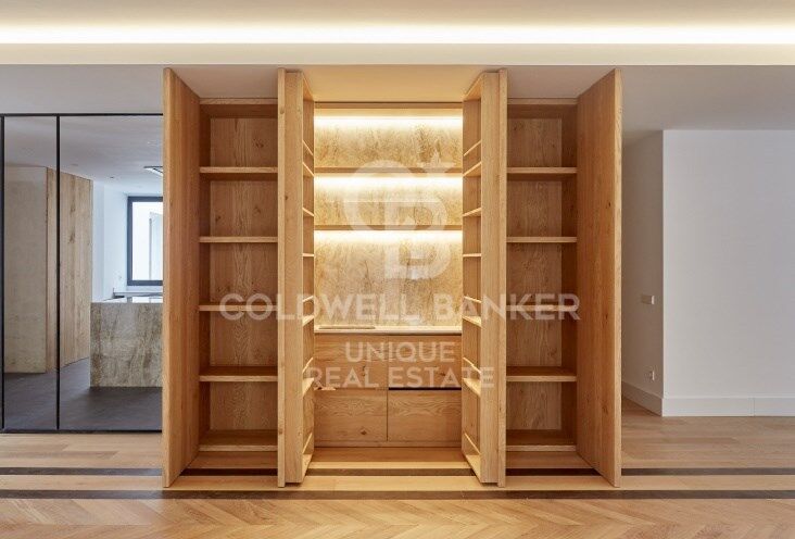 Apartment à Madrid, Espagne 5 chambres, 422 m2 No. 179054