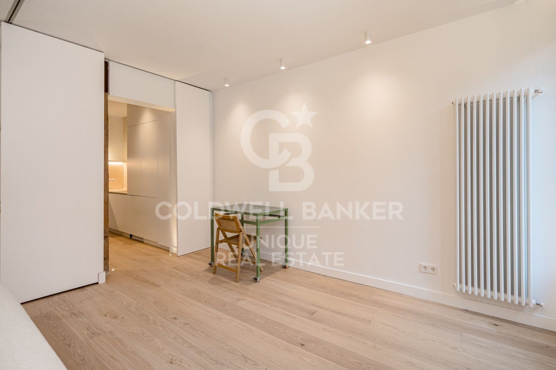 Apartament w Madrid, Hiszpania 4 sypialnie, 162 mkw. nr 156686