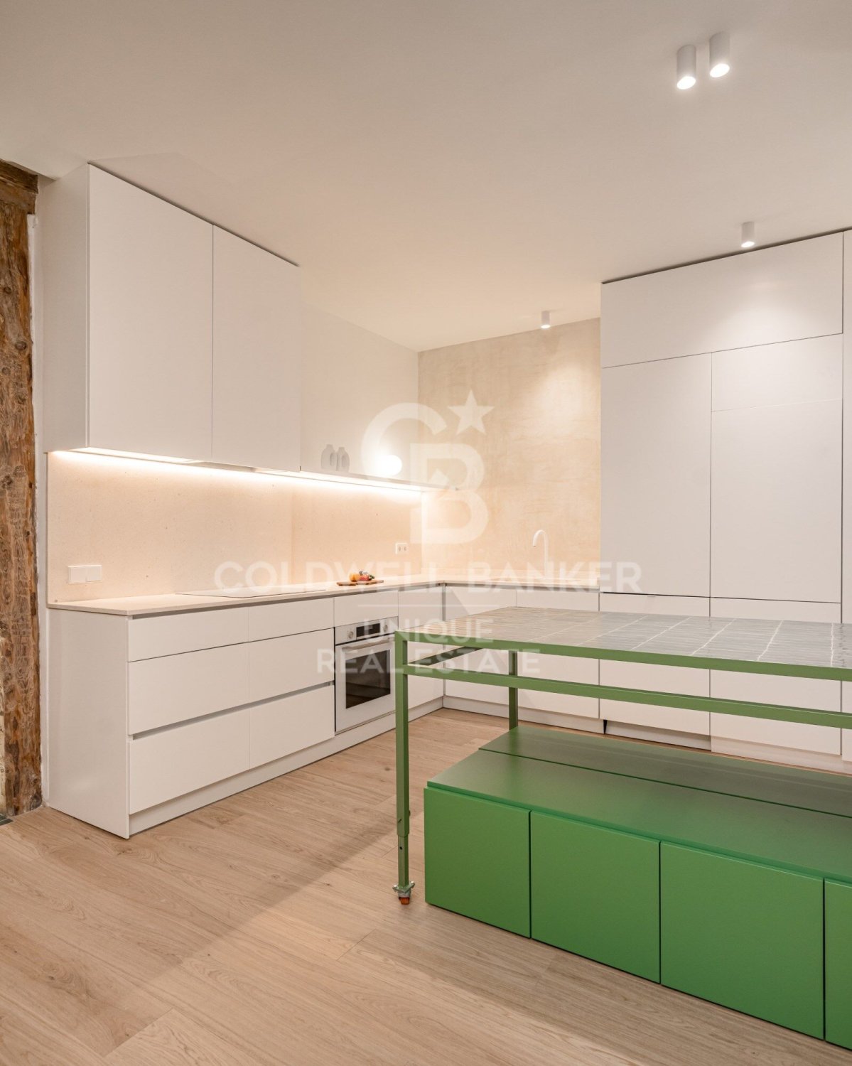 Apartament w Madrid, Hiszpania 4 sypialnie, 162 mkw. nr 156686