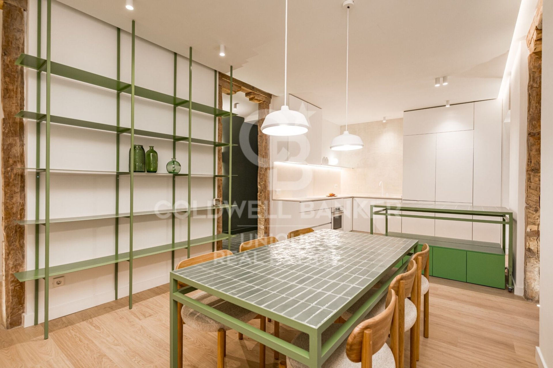 Apartament w Madrid, Hiszpania 4 sypialnie, 162 mkw. nr 156686