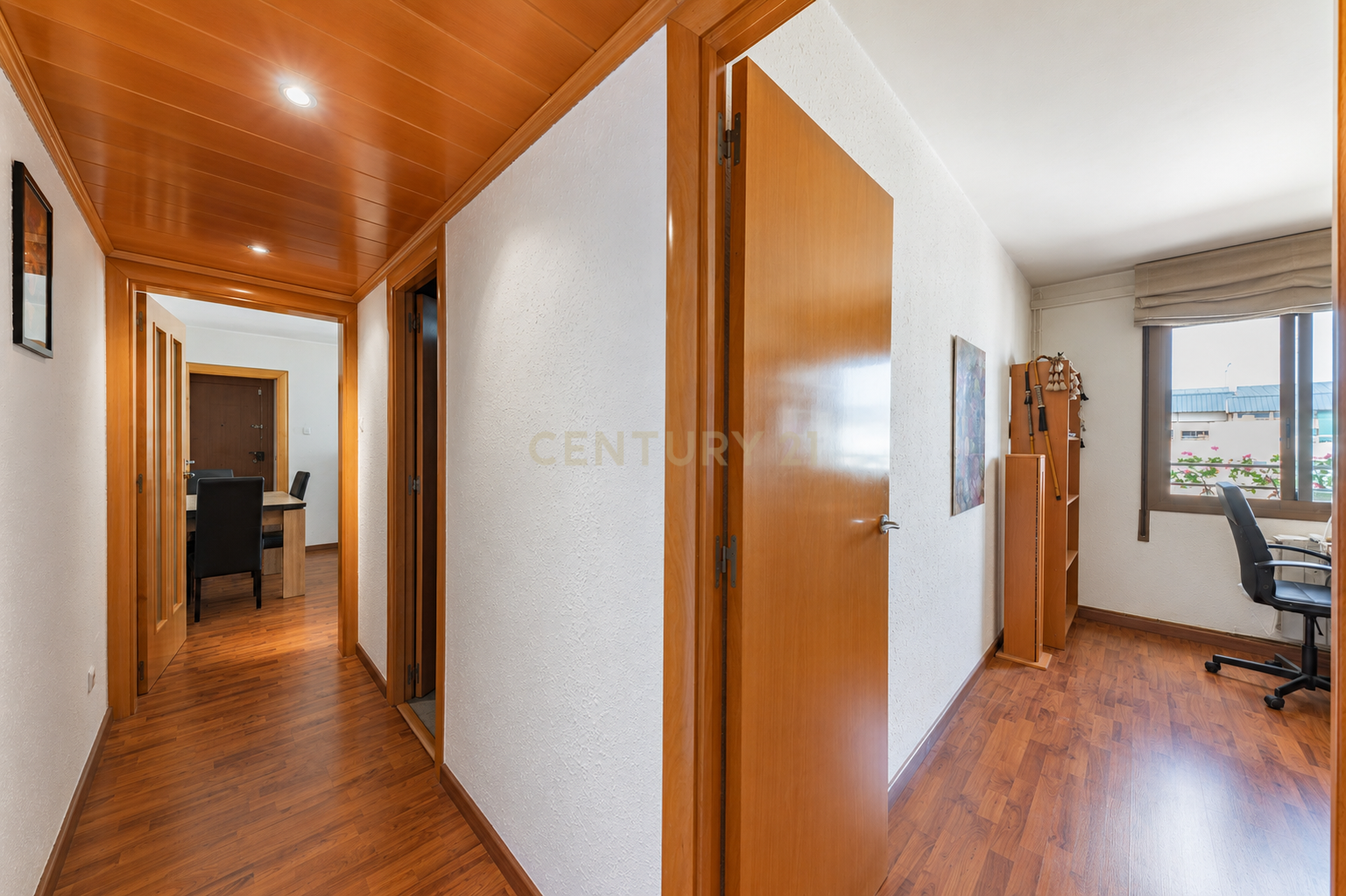 Dzīvoklis Cerdanyola Del Valles, Barcelona, Spānijā 3 istabas, 95 m2 Nr. 191111