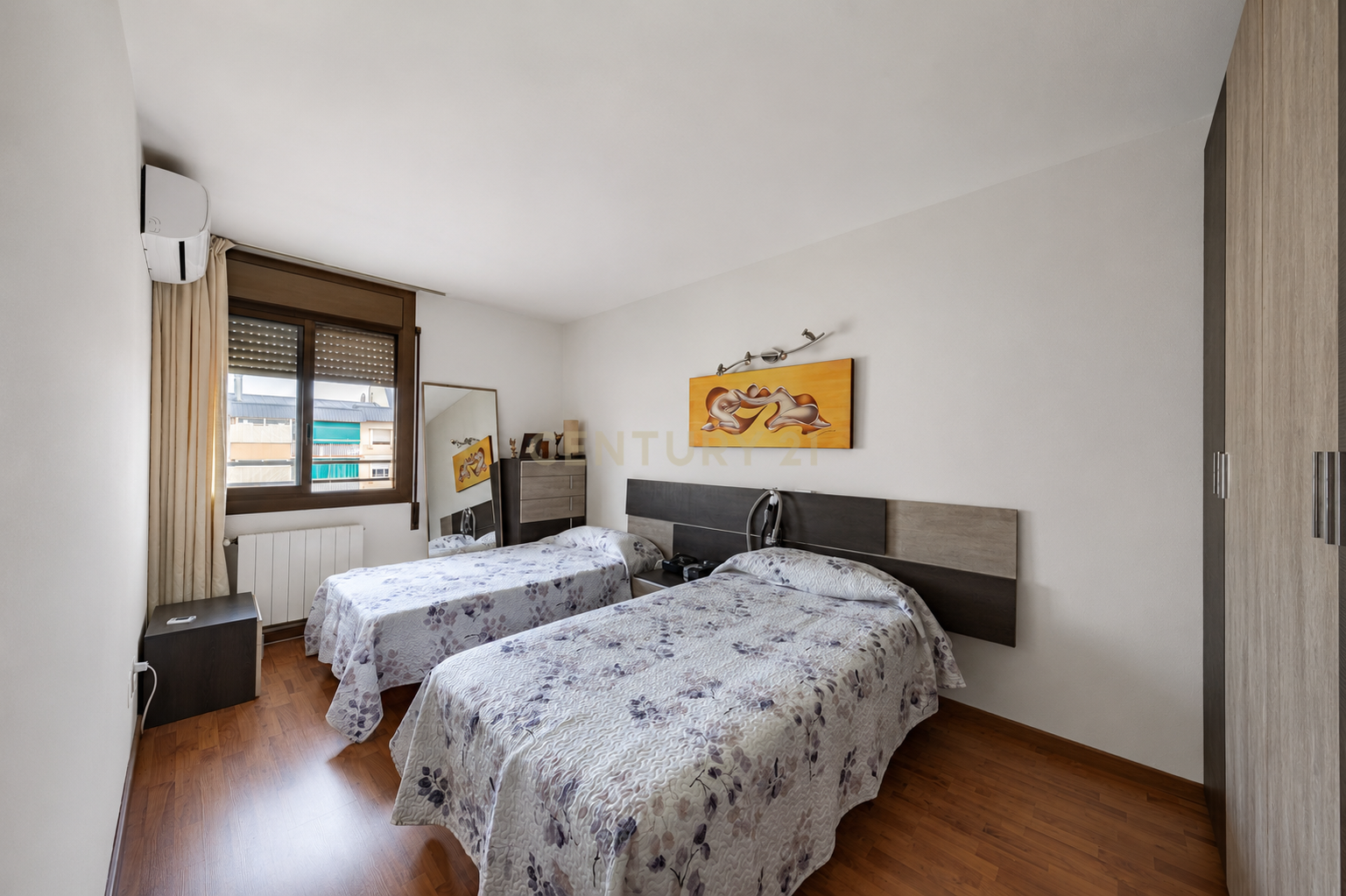 Dzīvoklis Cerdanyola Del Valles, Barcelona, Spānijā 3 istabas, 95 m2 Nr. 191111