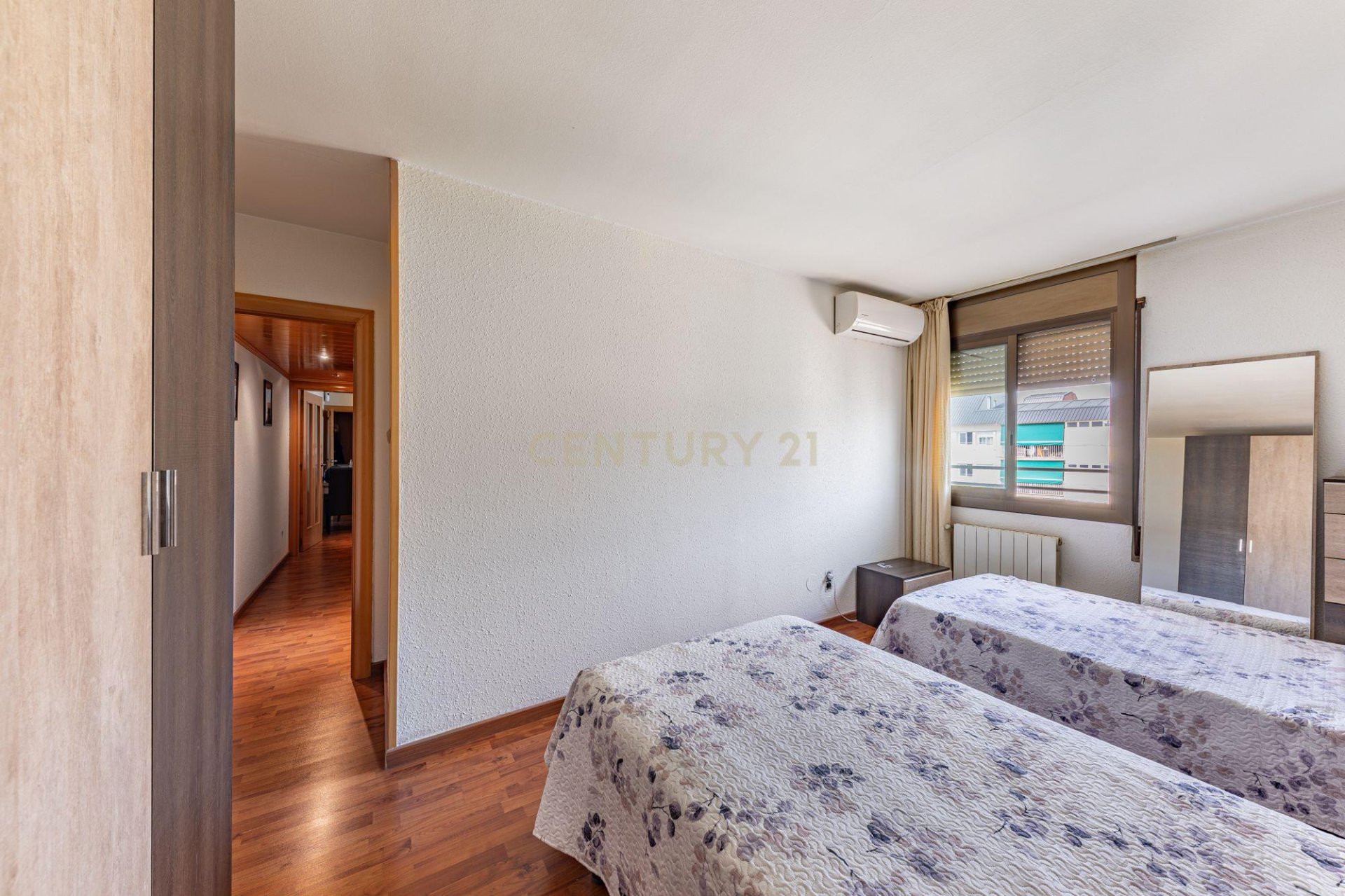 Dzīvoklis Cerdanyola Del Valles, Barcelona, Spānijā 3 istabas, 95 m2 Nr. 191111