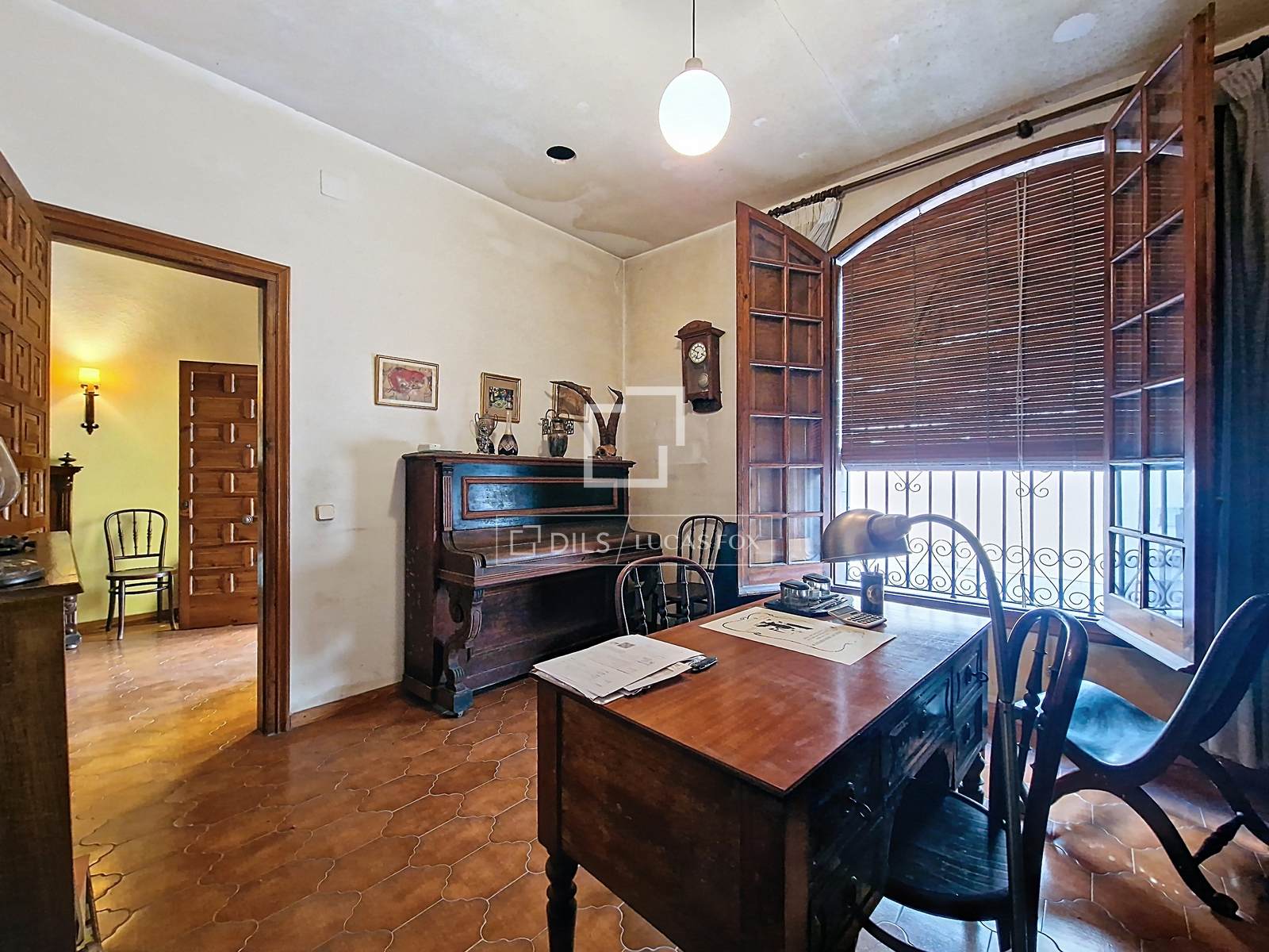 Willa w Vilanova i la Geltru, Barcelona, Hiszpania 8 sypialni, 456 mkw. nr 150371