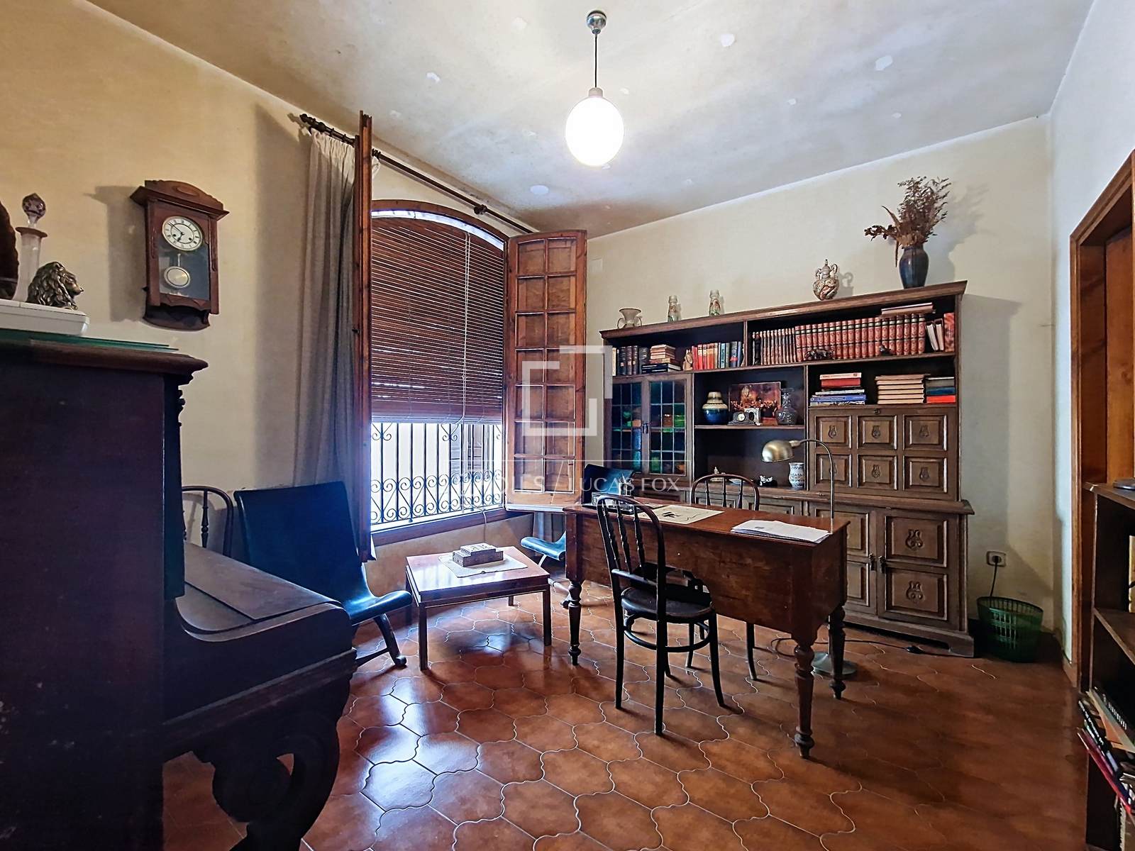 Willa w Vilanova i la Geltru, Barcelona, Hiszpania 8 sypialni, 456 mkw. nr 150371