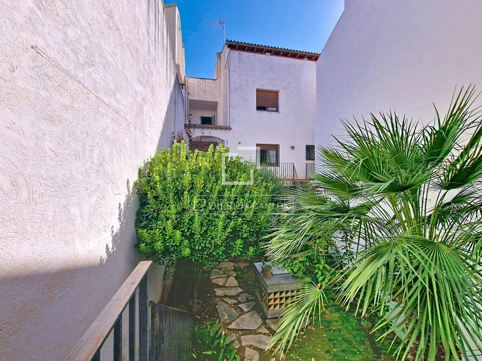 Willa w Vilanova i la Geltru, Barcelona, Hiszpania 8 sypialni, 456 mkw. nr 150371