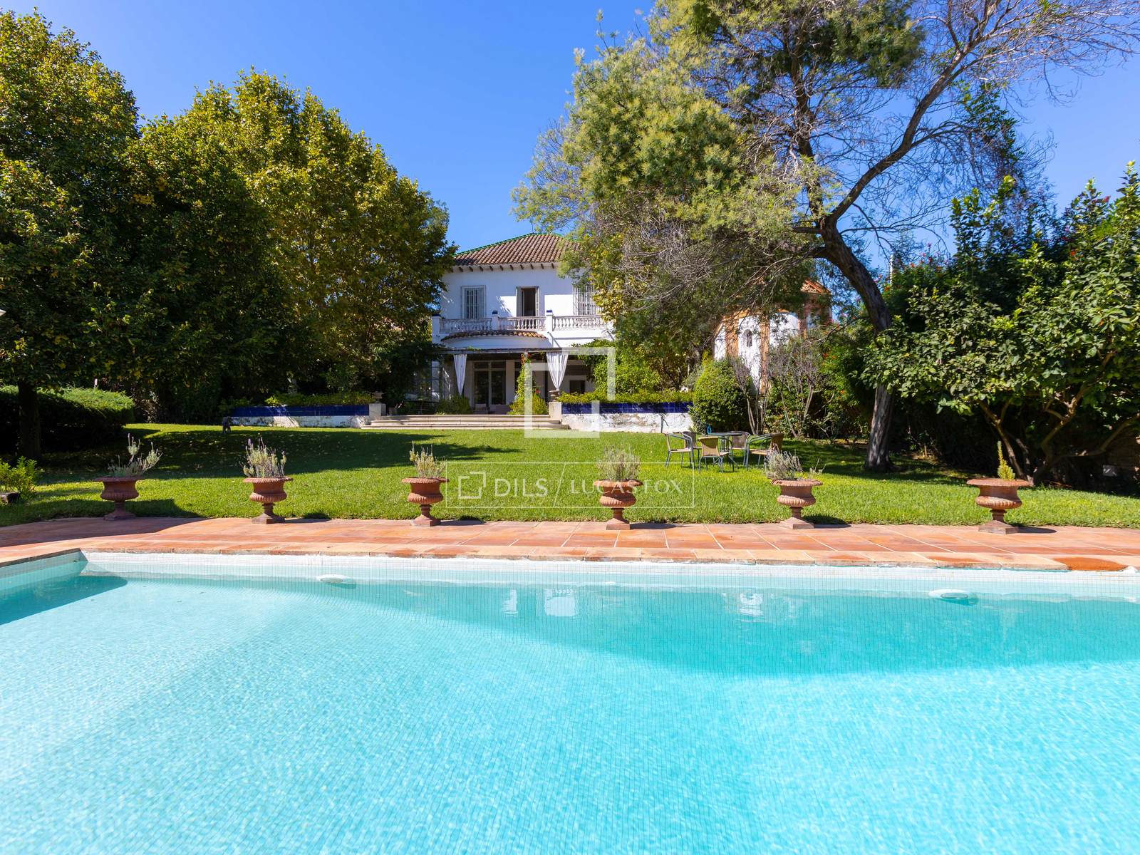 Villa in Argentona, Barcelona, Spain 5 bedrooms, 354 sq.m. No. 150370