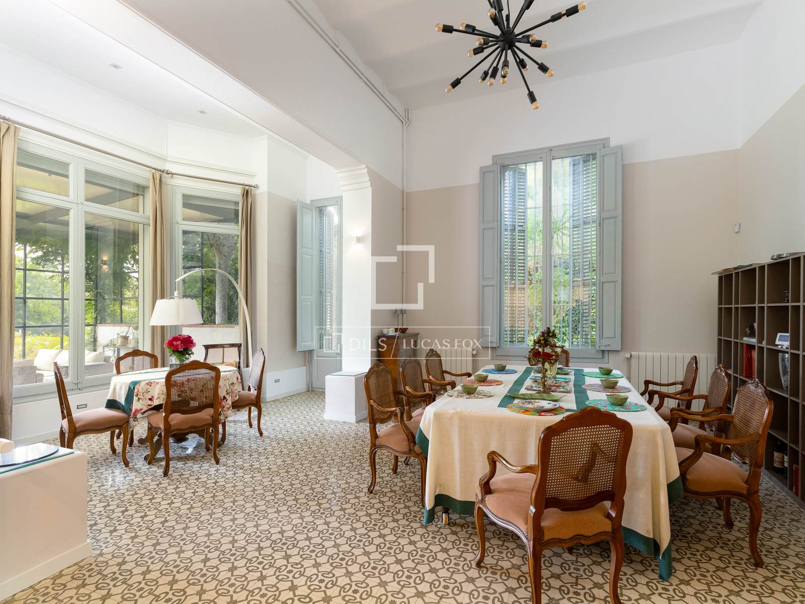 Villa in Argentona, Barcelona, Spain 5 bedrooms, 354 sq.m. No. 150370