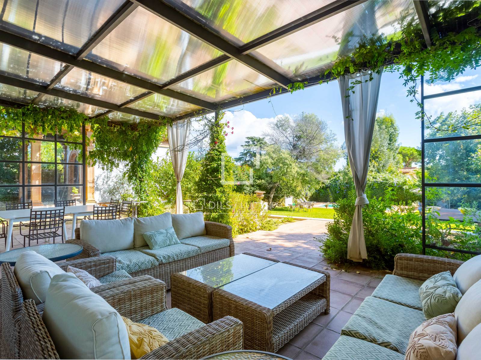 Villa in Argentona, Barcelona, Spain 5 bedrooms, 354 sq.m. No. 150370