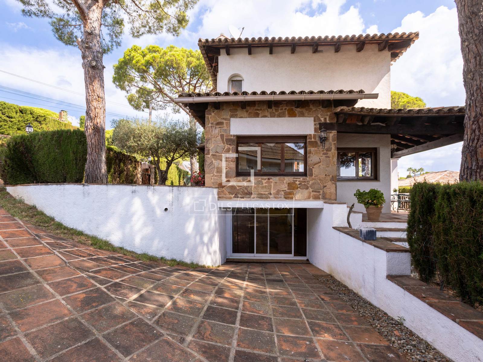 Villa i Vilassar de Dalt, Barcelona, Spanien 4 sovrum, 252 kvm. Nr. 150375