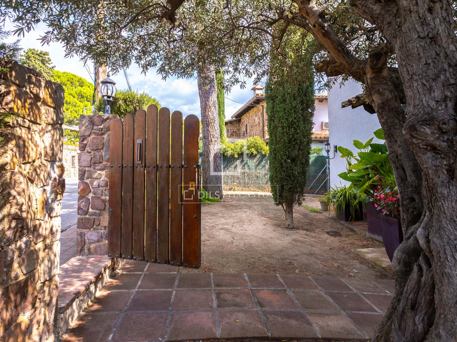 Villa i Vilassar de Dalt, Barcelona, Spanien 4 sovrum, 252 kvm. Nr. 150375