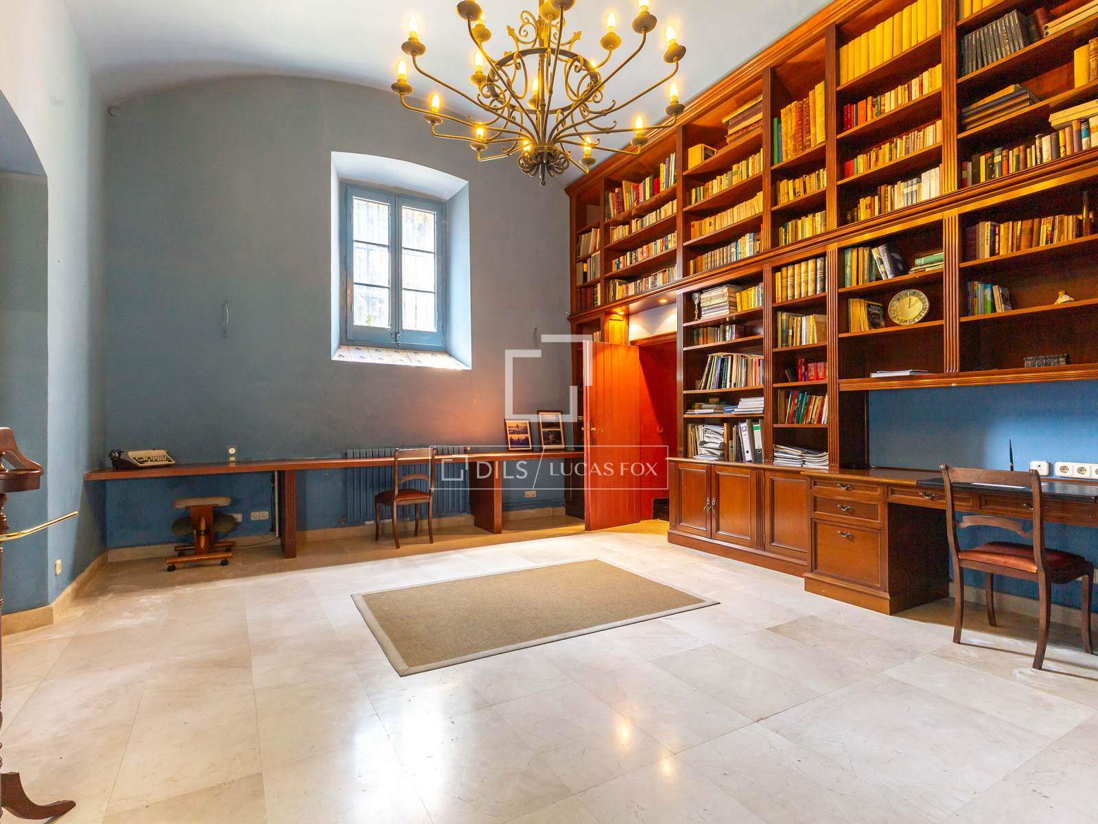 Villa i Esplugues de Llobregat, Barcelona, Spanien 5 sovrum, 643 kvm. Nr. 150373