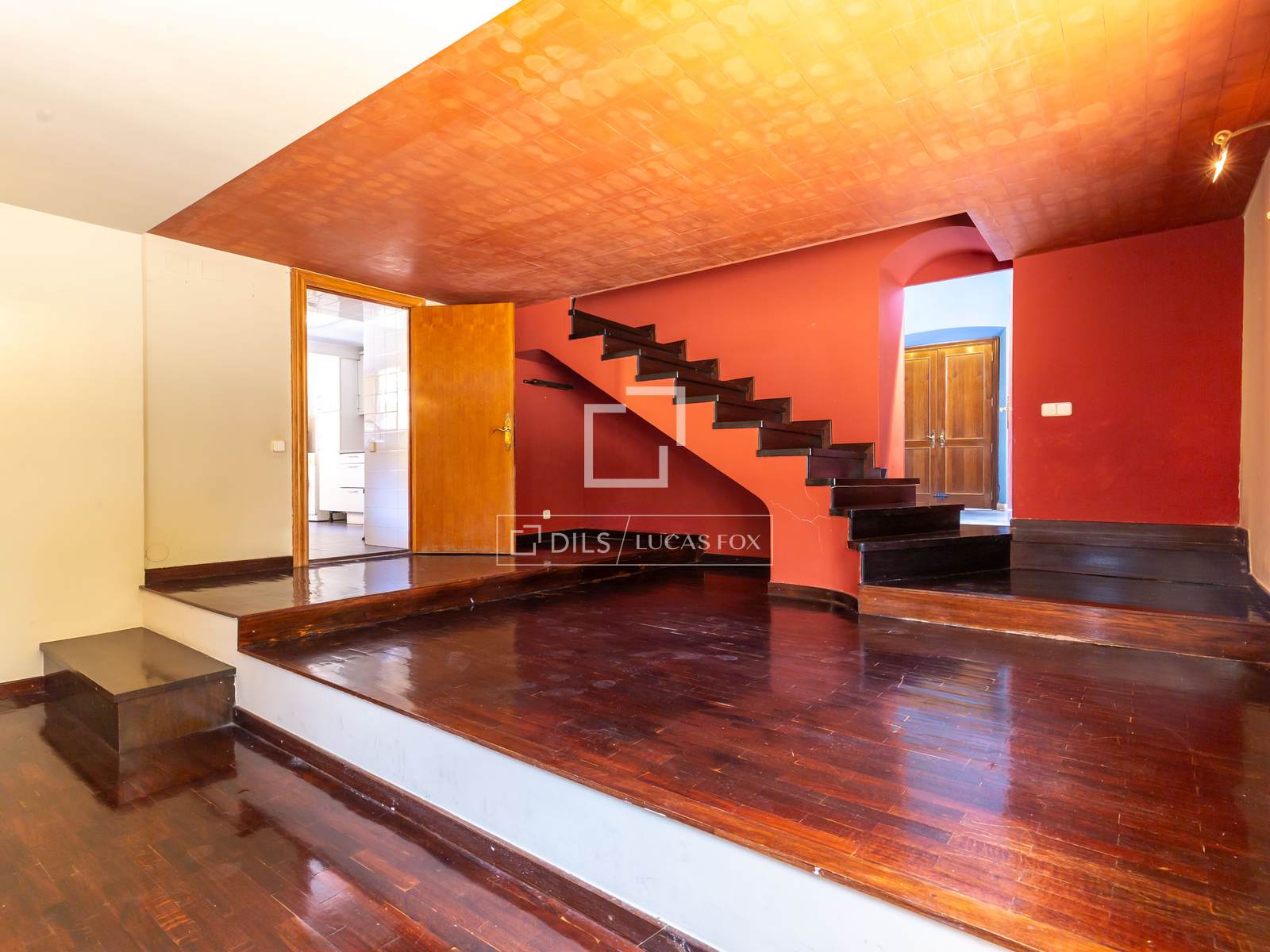 Villa i Esplugues de Llobregat, Barcelona, Spanien 5 sovrum, 643 kvm. Nr. 150373