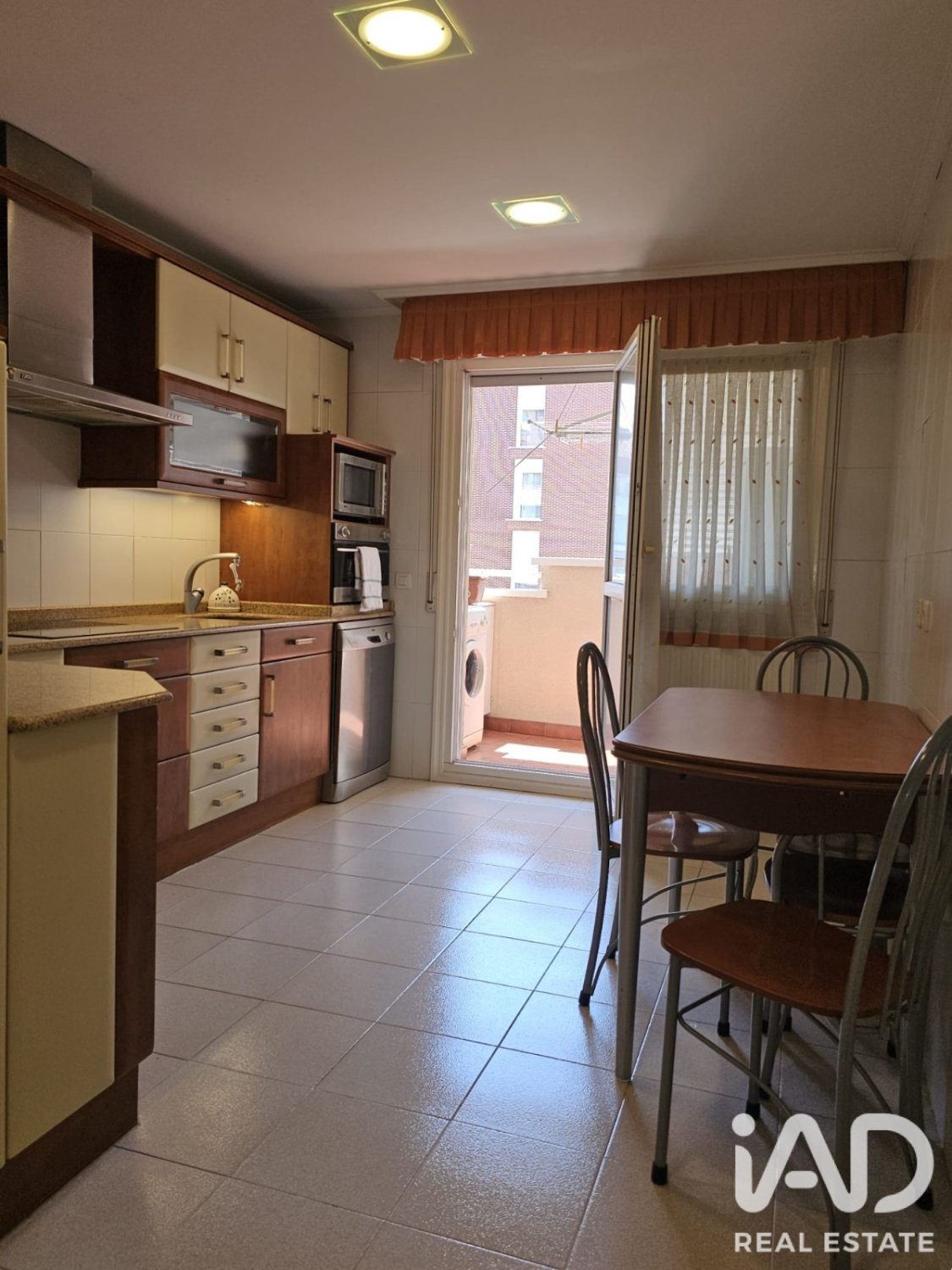 Apartamento en Arrigorriaga, Vizcaya, España 3 dormitorios, 104 m2 No. 188049