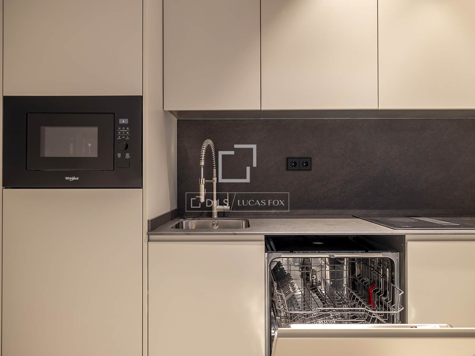 Apartamento en Barcelona, España 200 m2 No. 161462