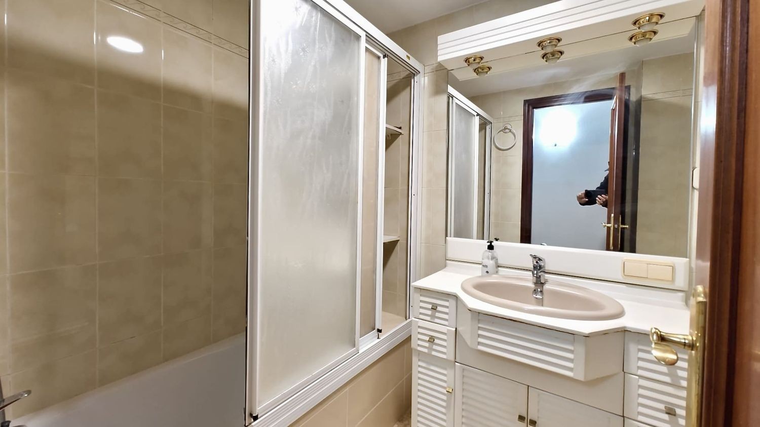 Квартира в Торревьеха, Аликанте, Испания 4 спальни, 150м2 №180455