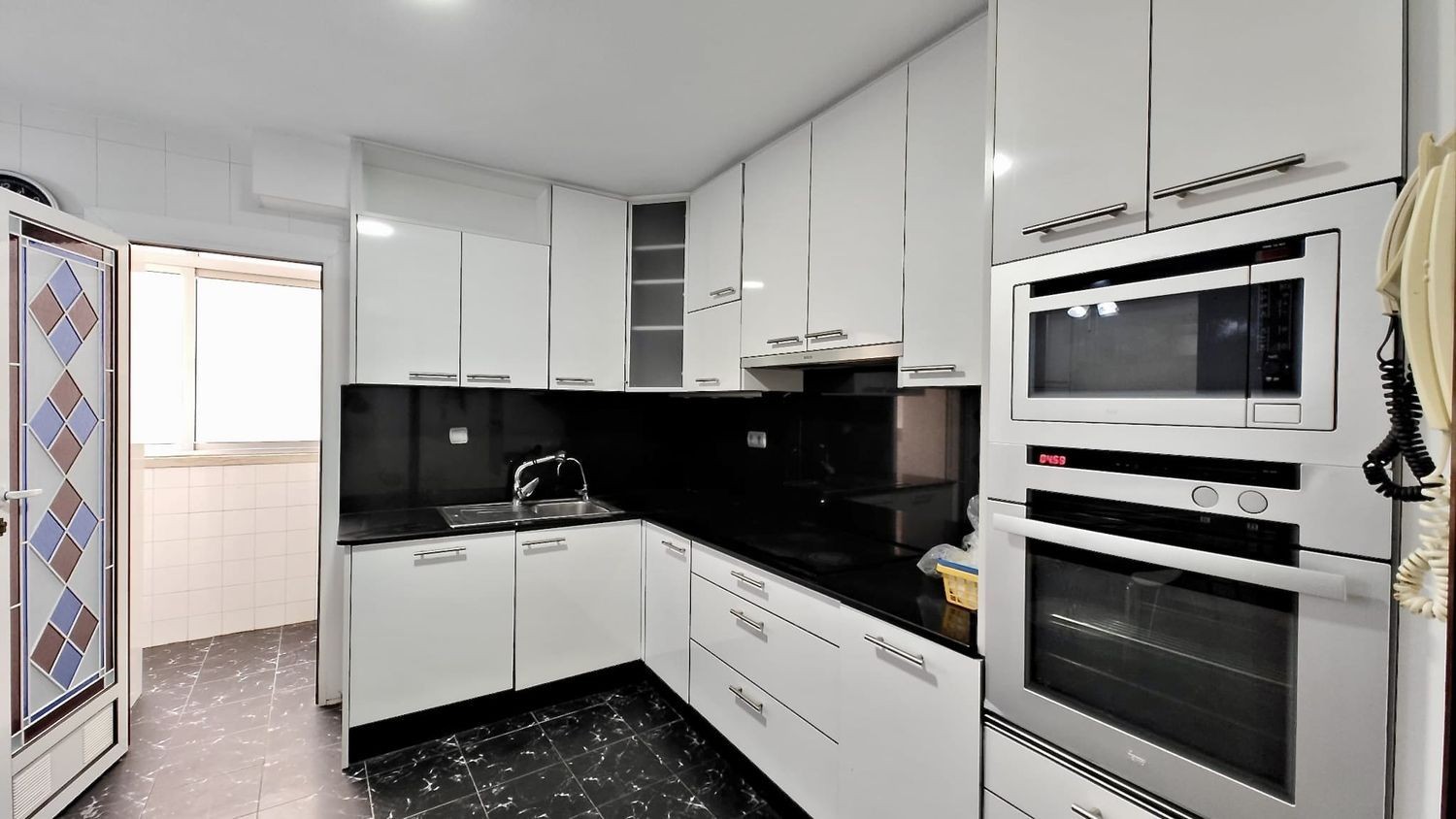 Квартира в Торревьеха, Аликанте, Испания 4 спальни, 150м2 №180455