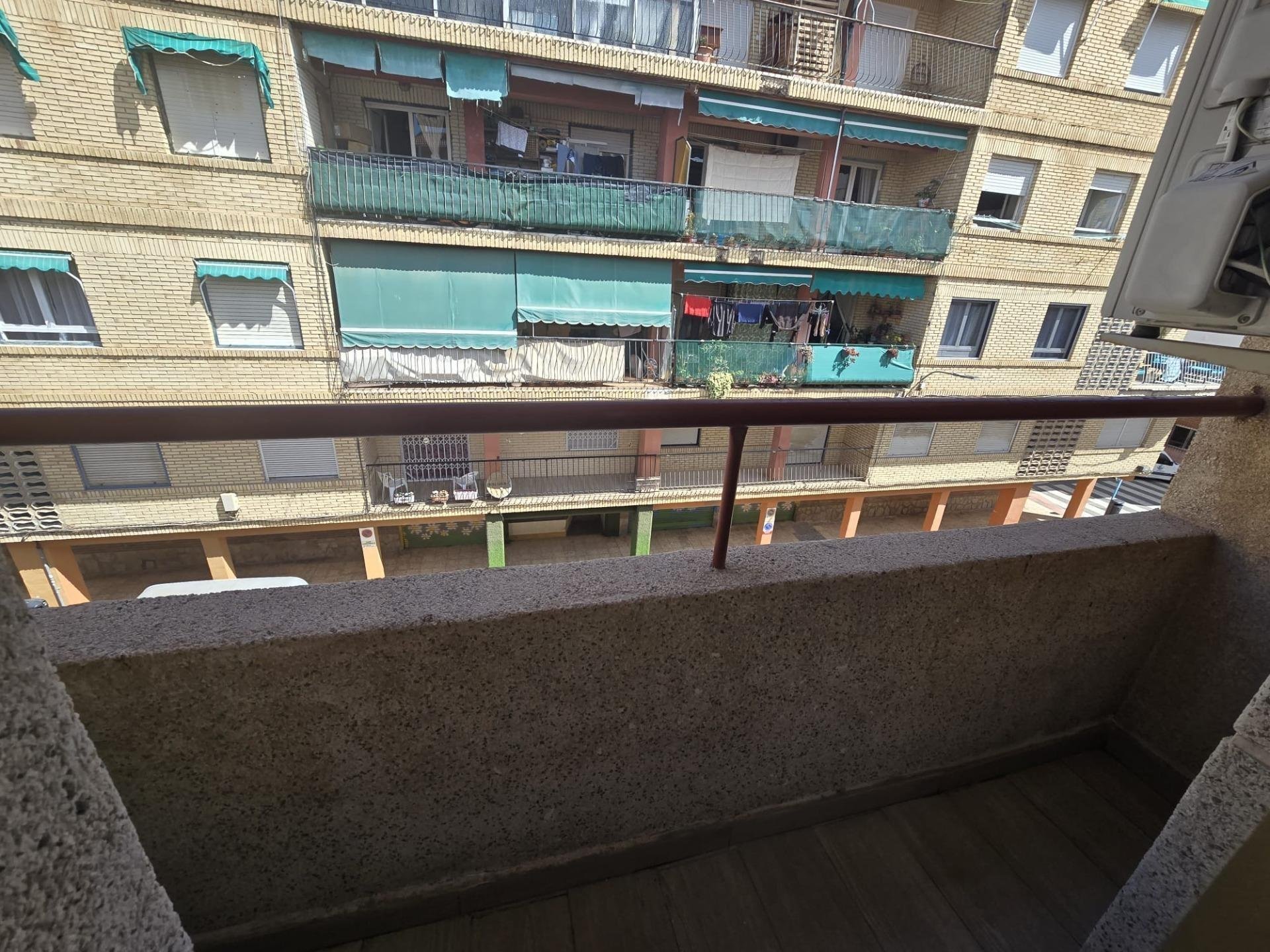 Apartment à Torrevieja, Alicante, Espagne 1 chambre, 73 m2 No. 184301