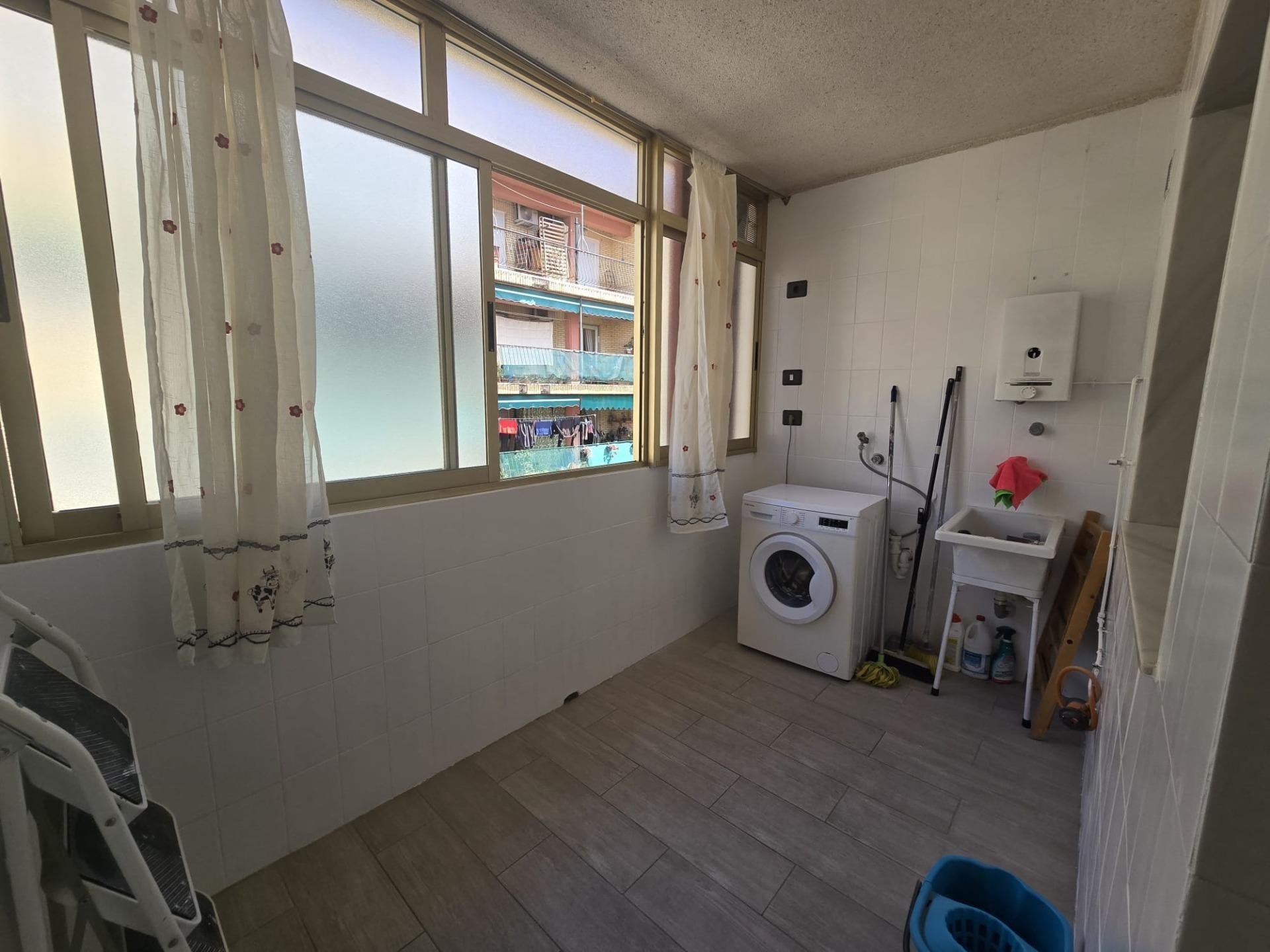 Apartment à Torrevieja, Alicante, Espagne 1 chambre, 73 m2 No. 184301