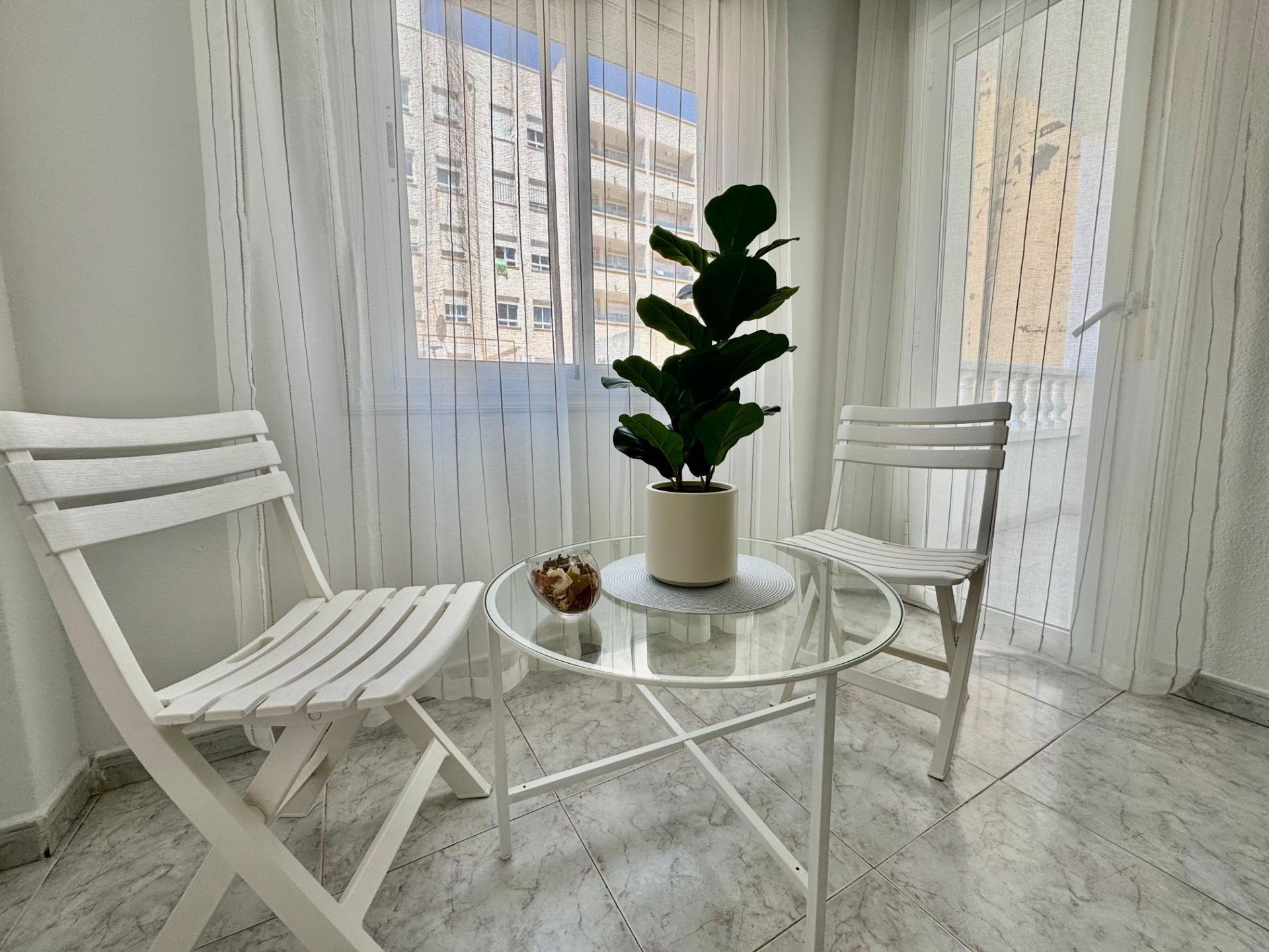 Apartment in Torrevieja, Alicante, Spain 2 bedrooms, 74 sq.m. No. 184300