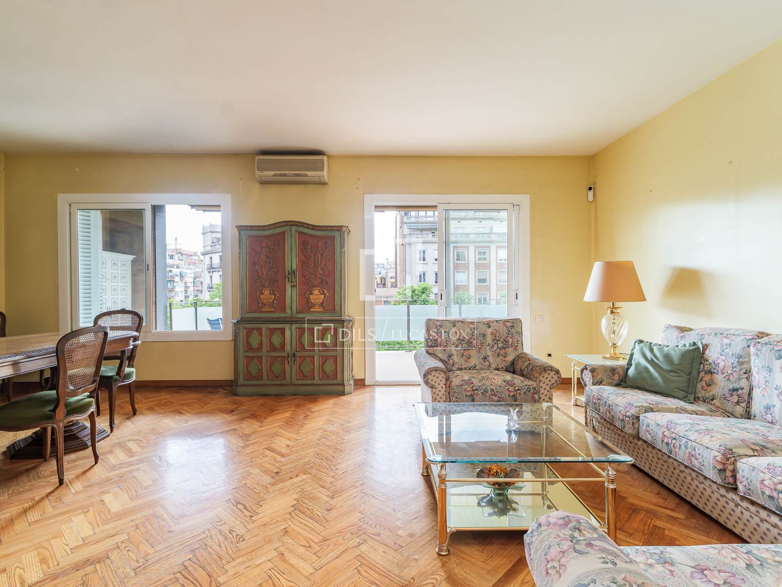 Appartamento a Barcelona, Spagna 4 camere da letto, 160 mq. N° 192807