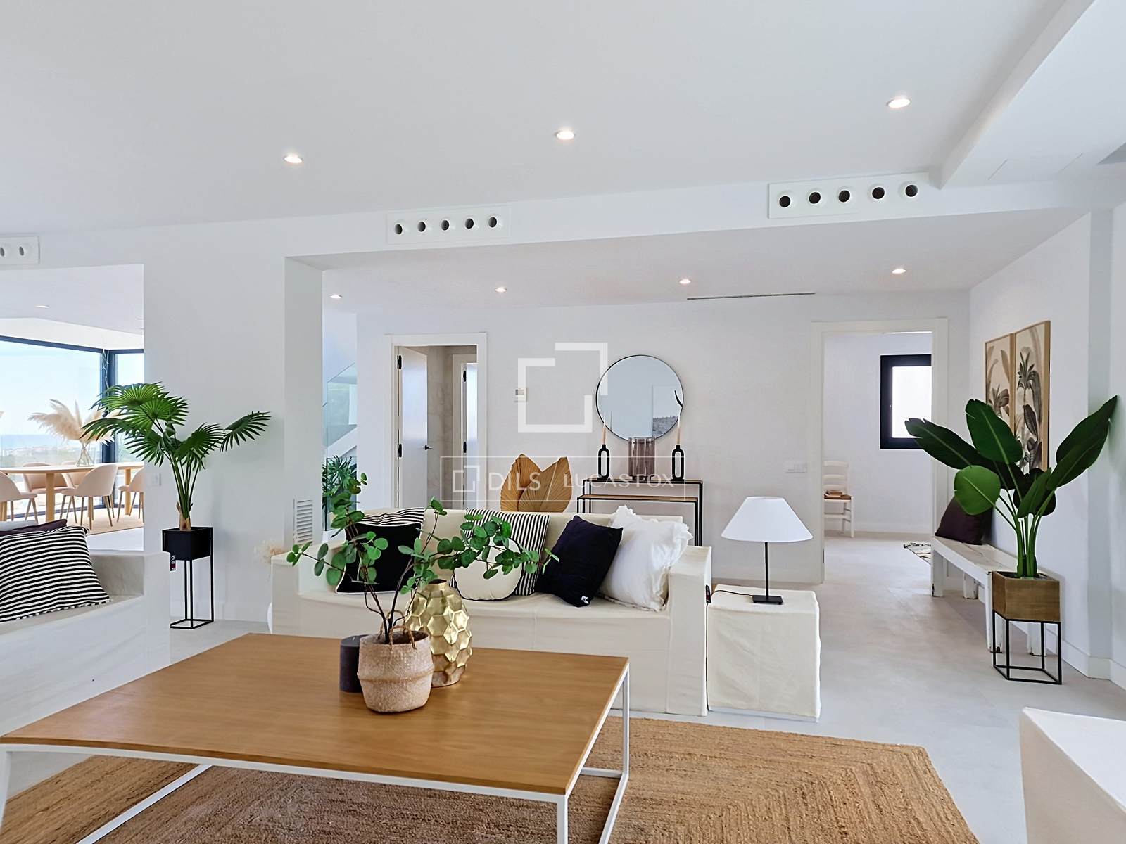 Villa in Vilanova i la Geltru, Barcelona, Spain 4 bedrooms, 380 sq.m. No. 192811