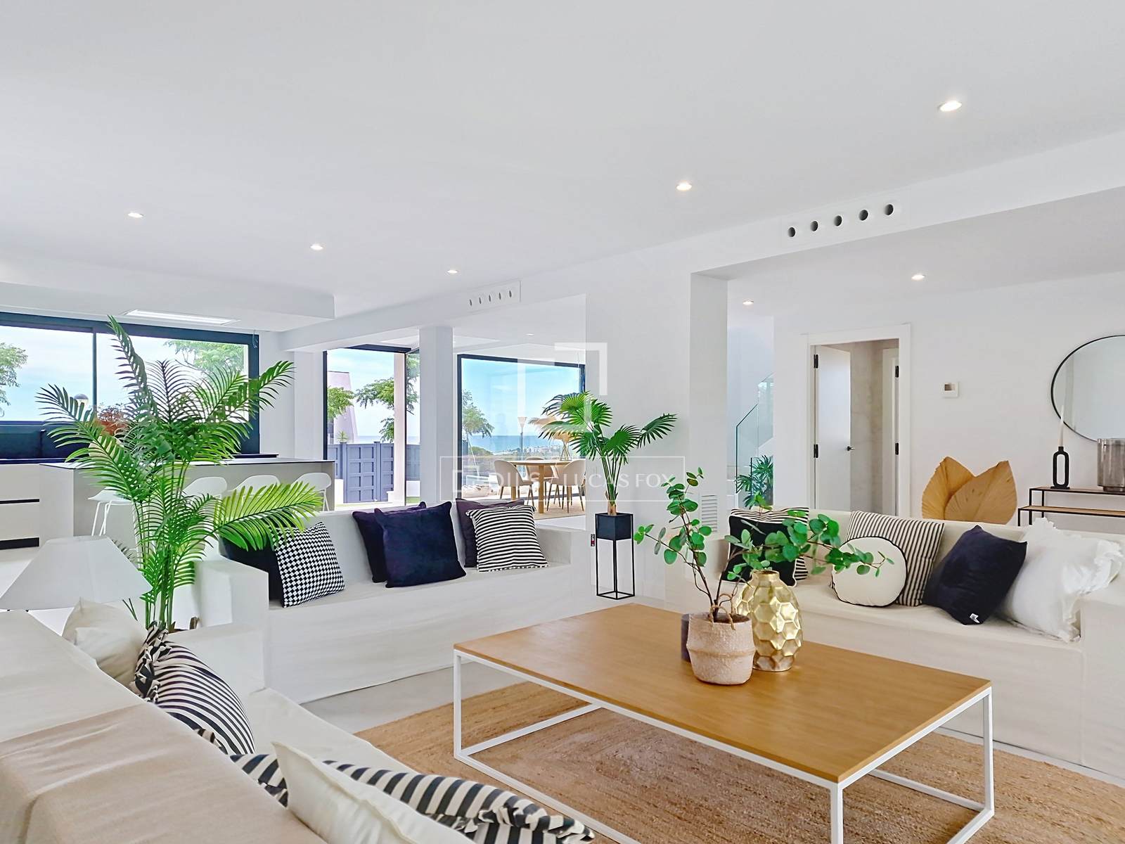 Villa in Vilanova i la Geltru, Barcelona, Spain 4 bedrooms, 380 sq.m. No. 192811
