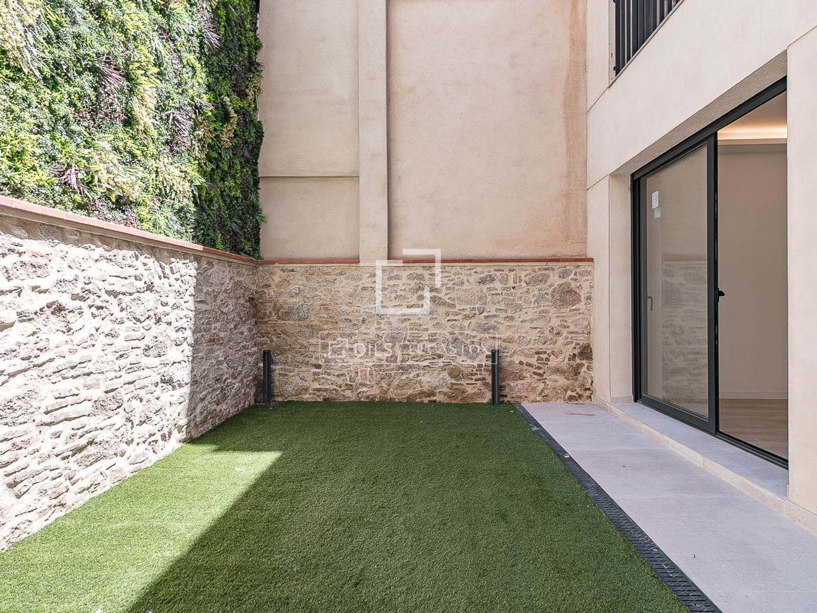 Wohnung in Barcelona, Spanien 2 Schlafzimmer, 69 m2 Nr. 192808